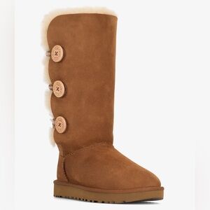 Bailey button UGGs